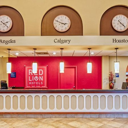 Red Lion Hotel Houston Intercontinental Airport Exterior photo