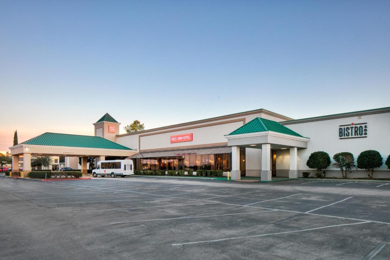 Red Lion Hotel Houston Intercontinental Airport Exterior photo