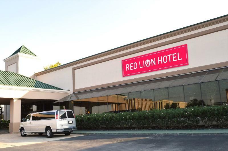 Red Lion Hotel Houston Intercontinental Airport Exterior photo